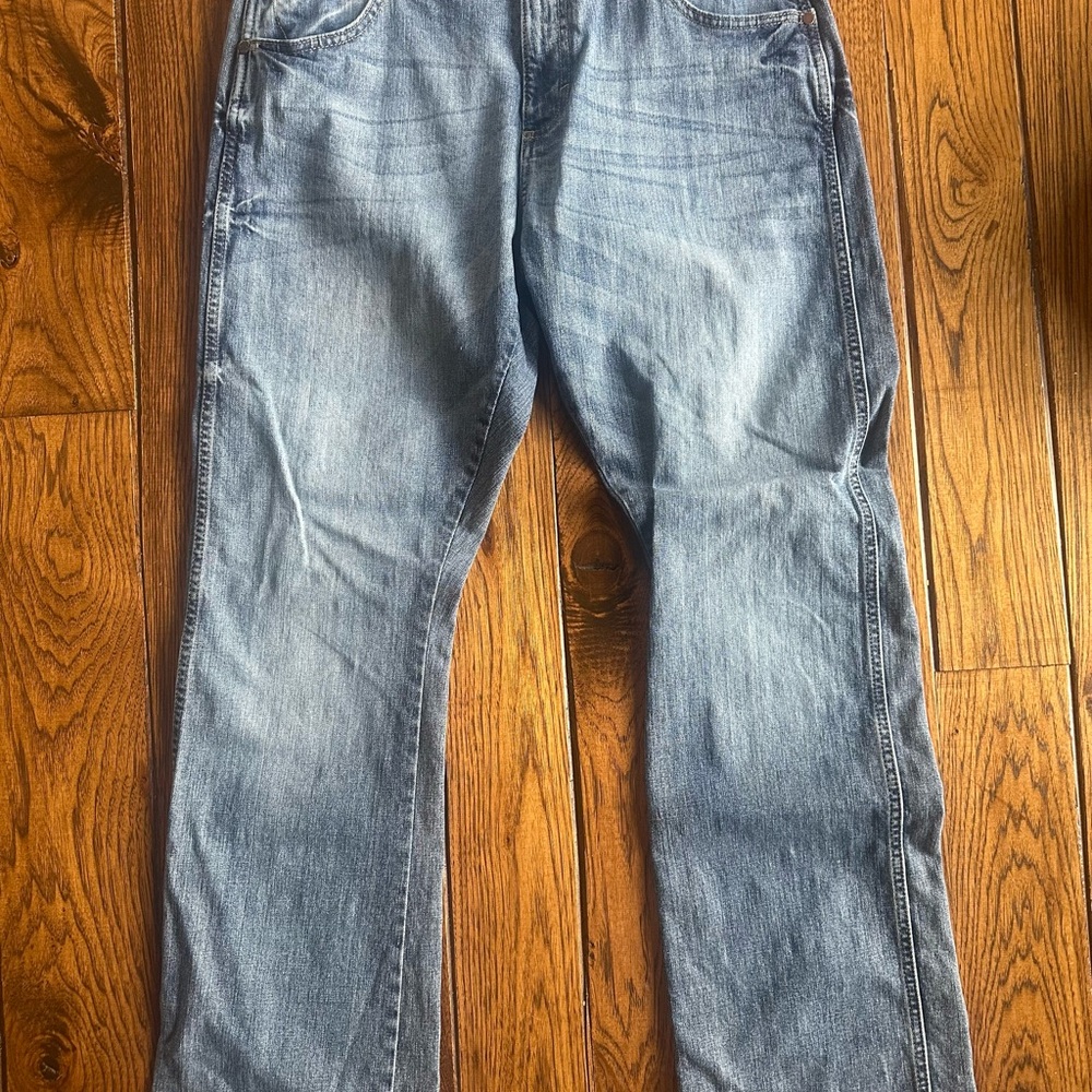 Wrangler Retro Men's Slim Boot Blue Jeans